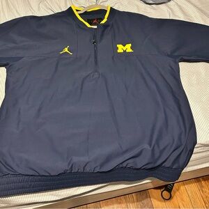 U of M Pullover/Windbreaker
